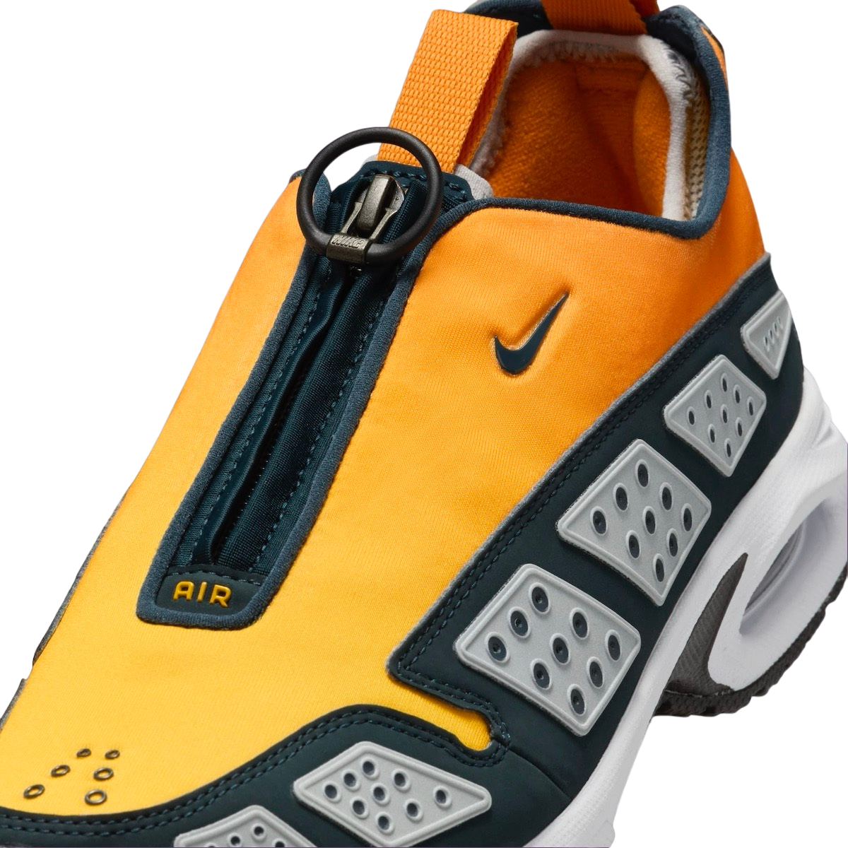 Buty Nike Air Max SNDR Canyon Gold HJ8080-700 - obrazek 6