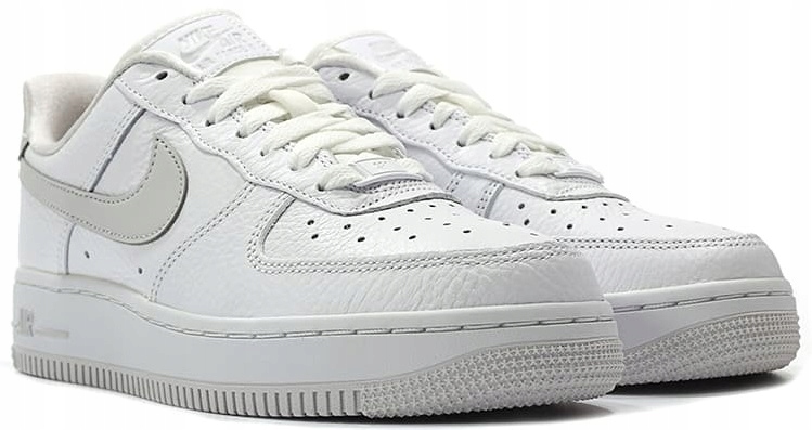 Buty Nike Air Force 1 07 SE AA0287-102 - obrazek 4