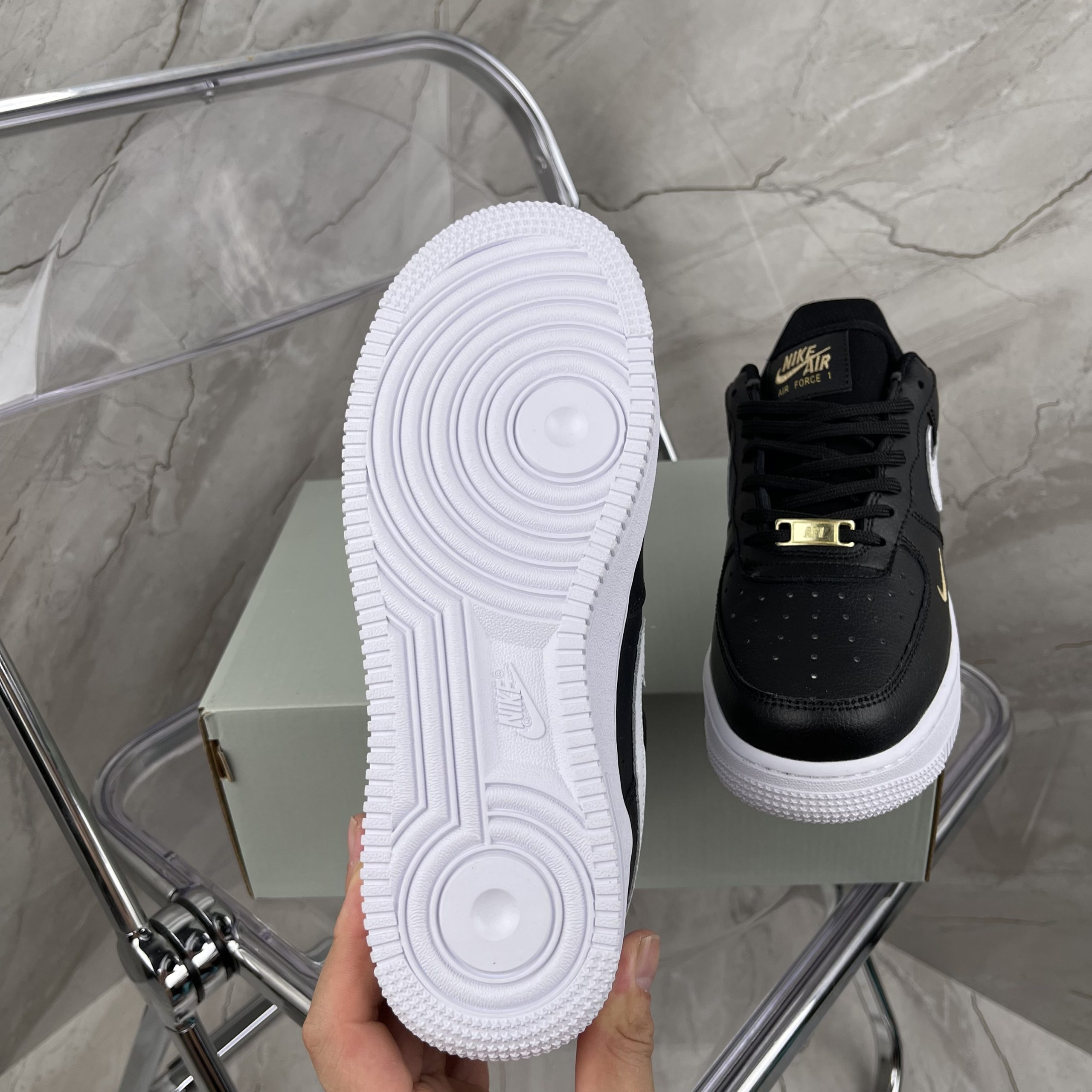 Buty Nike Air Force 1 Low CZ0270-001 - obrazek 5