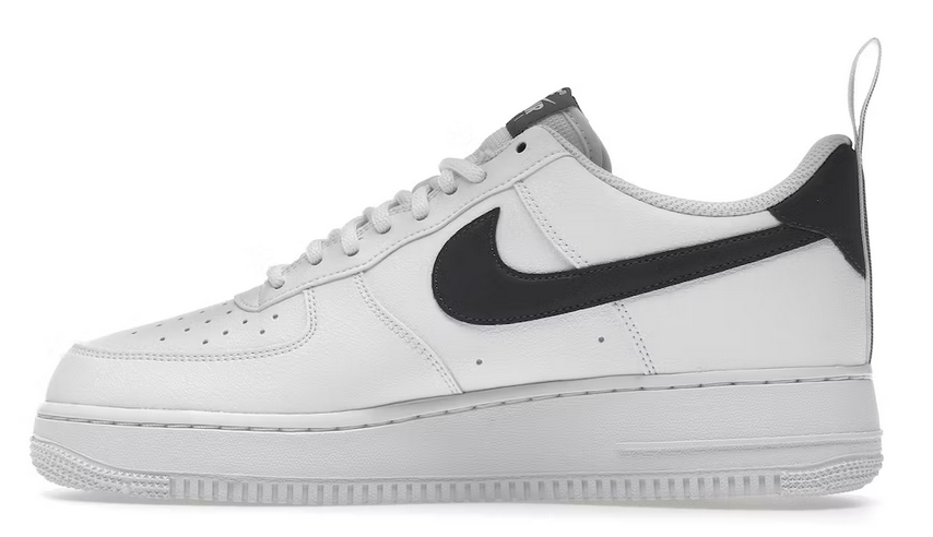 Buty Nike Air Force 1 DX8967-100 - obrazek 4