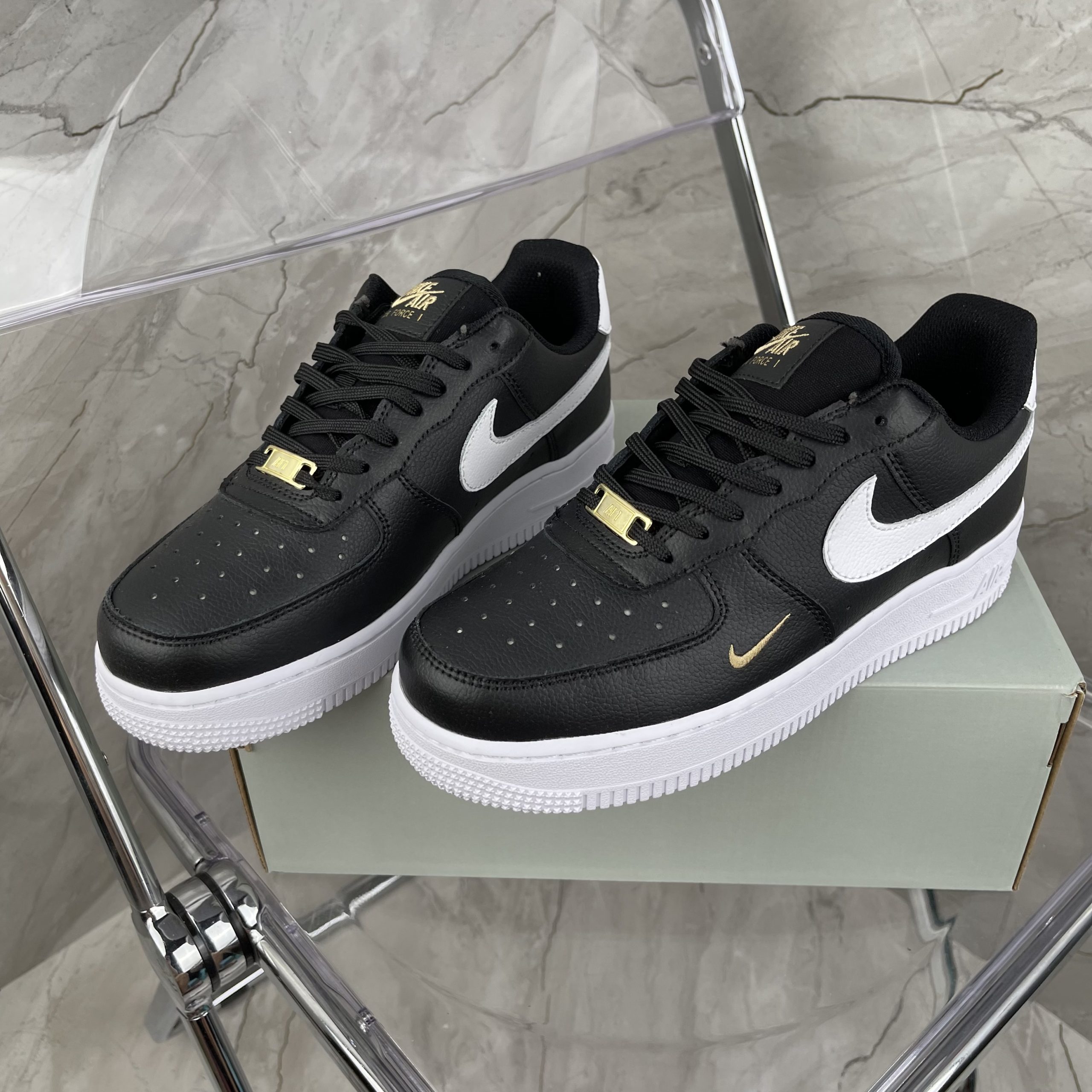 Buty Nike Air Force 1 Low CZ0270-001 - obrazek 3