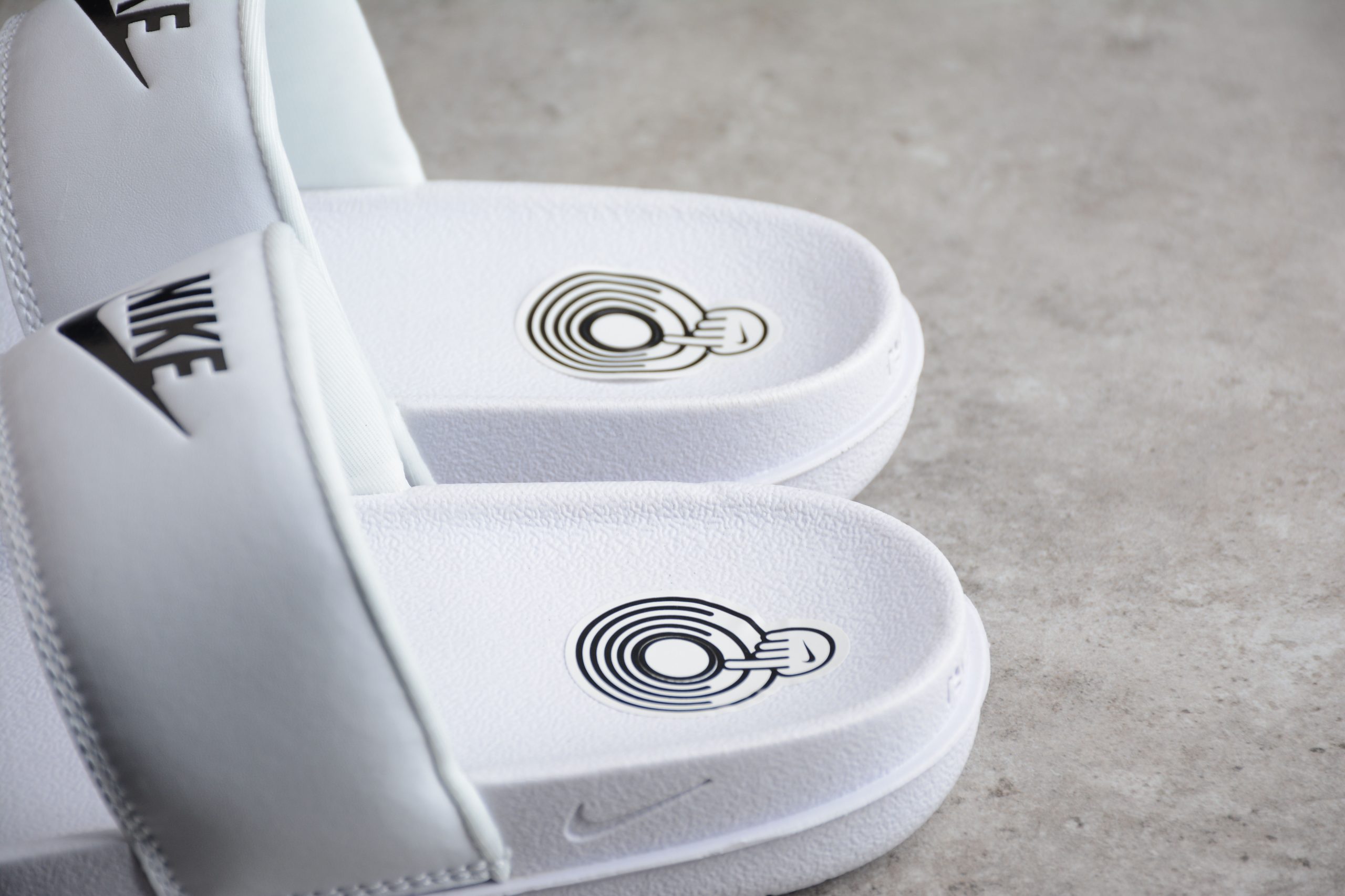 Klapki Nike Offcourt Duo Slide DC0496-100 - obrazek 4