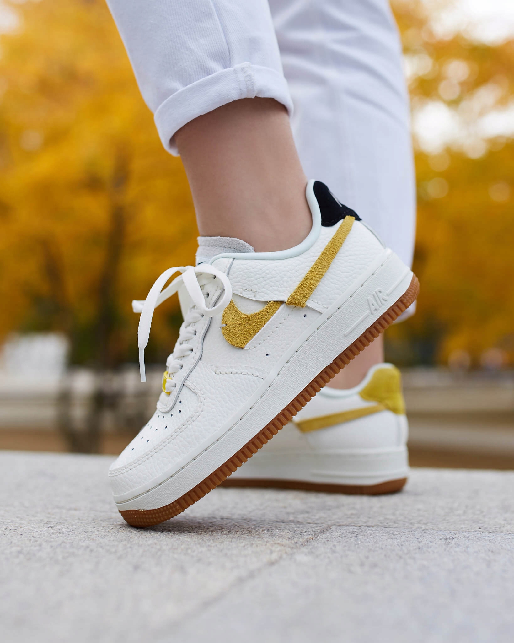 Buty Nike Air Force 1 '07 Low BV0740-101 - obrazek 3