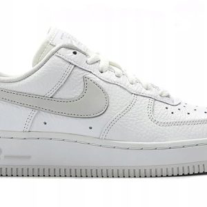 Buty Nike Air Force 1 07 SE AA0287-102
