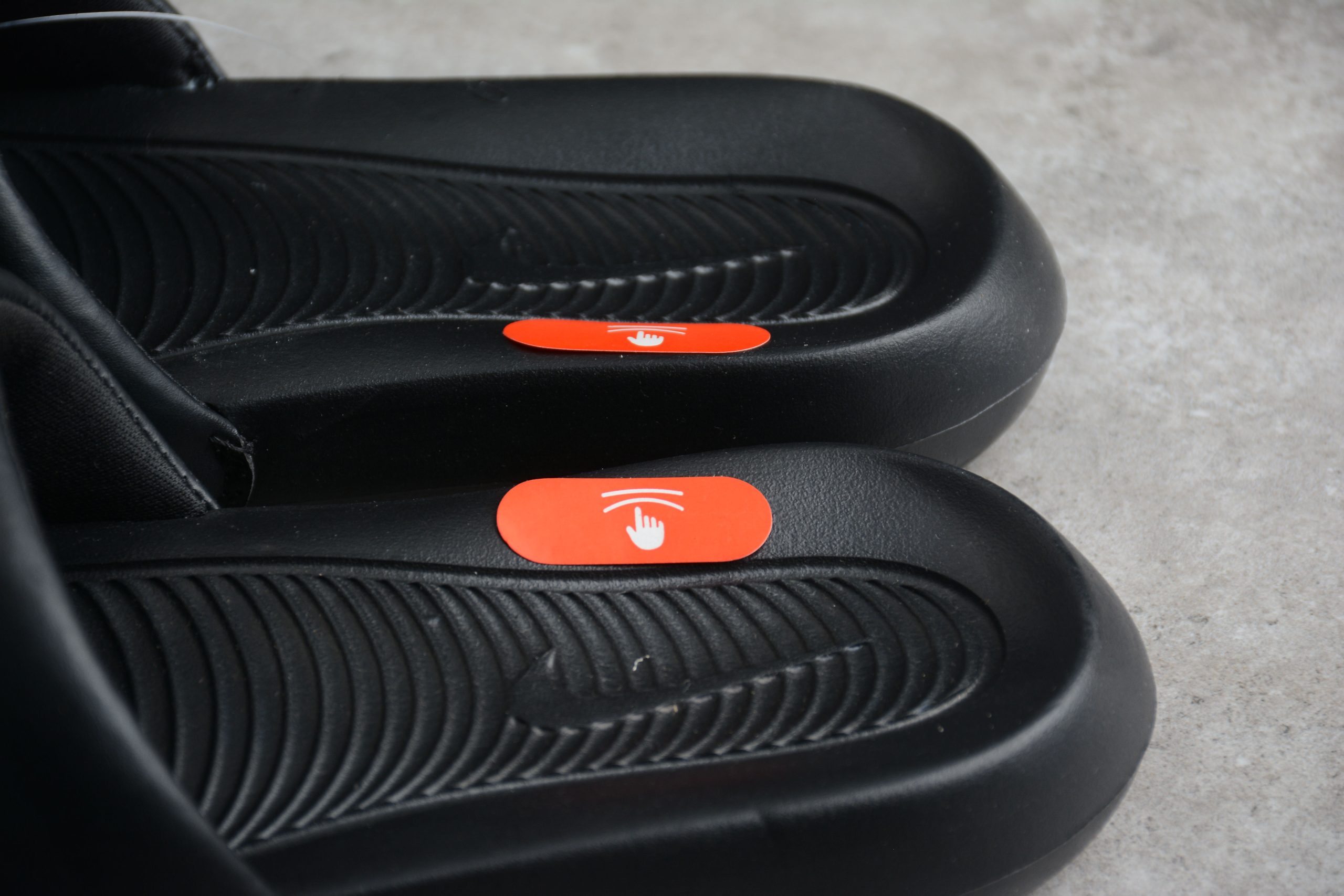 Klapki Nike Victori One Slide Print CN9675-006 - obrazek 2