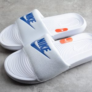 Klapki Nike Victori One Slide Print CN9675-102