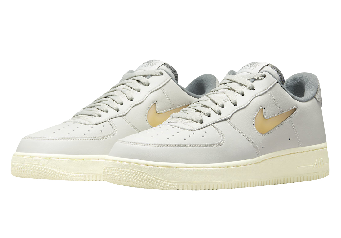 Buty Nike Air Force 1 Low Pale Vanilla DC8894-001 - obrazek 2