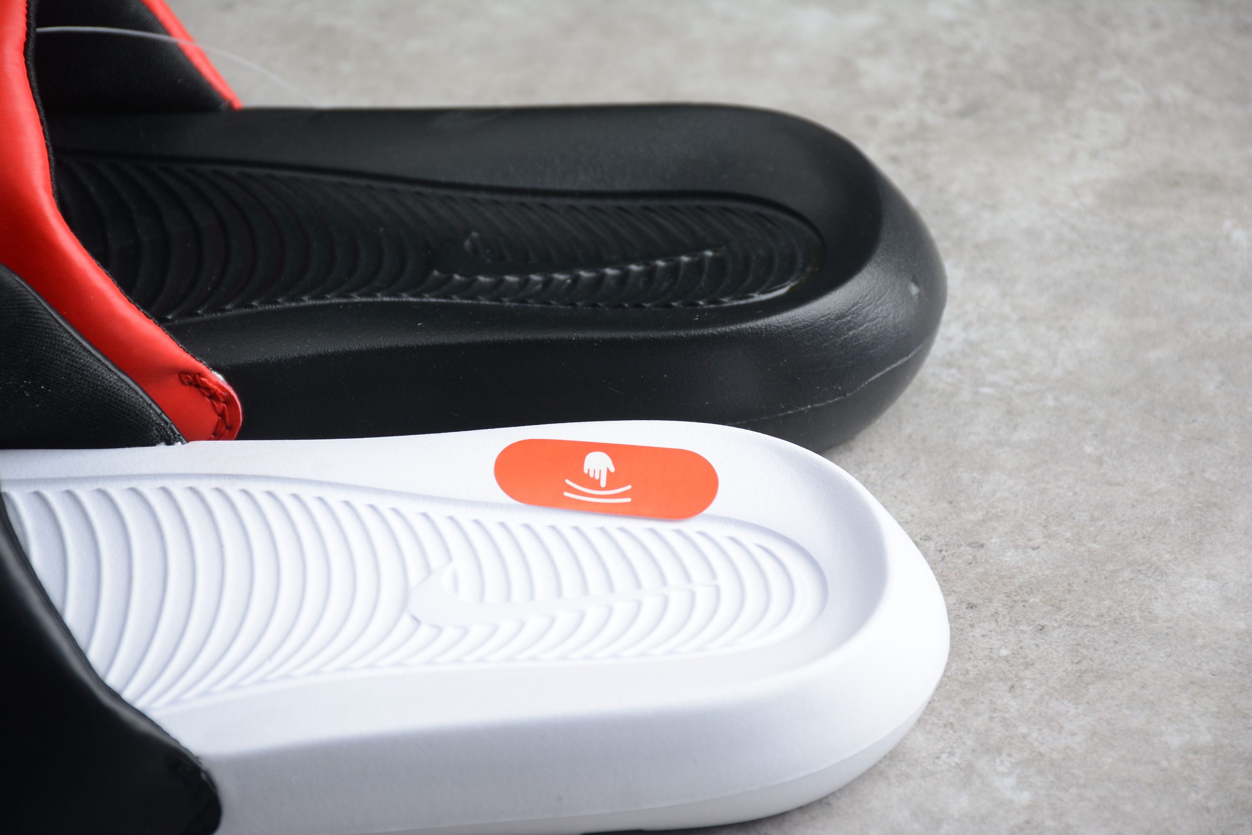 Klapki Nike Victori One Slide Print DD0234-600 - obrazek 3