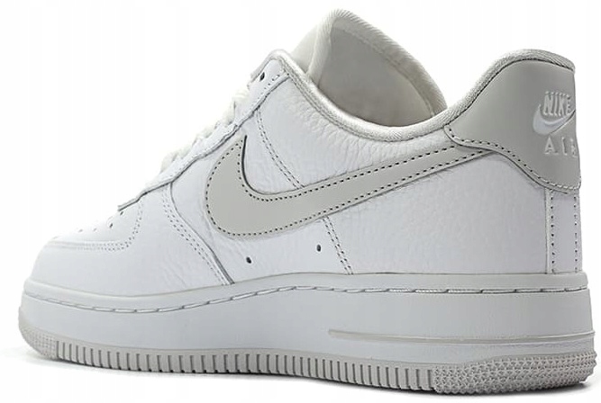 Buty Nike Air Force 1 07 SE AA0287-102 - obrazek 2