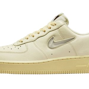 Buty Air Force 1 Coconut Milk DO9456-100