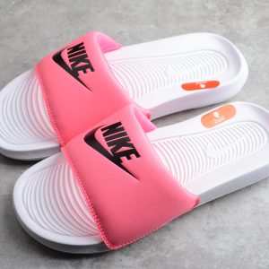 Klapki Nike Victori One Slide Print CN9677-102